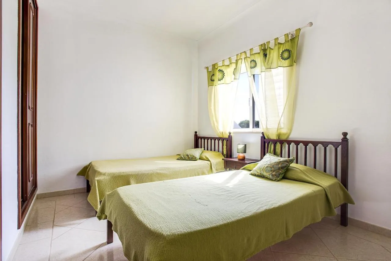 Casa Das Romanzeiras Carvoeiro  0*, Carvoeiro (Lagoa)